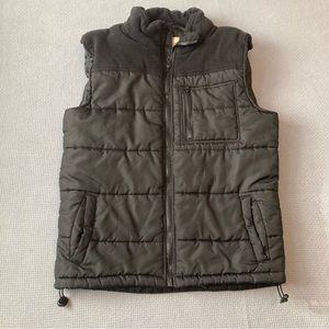Roebuck & Co men’s black puffer vest size Small